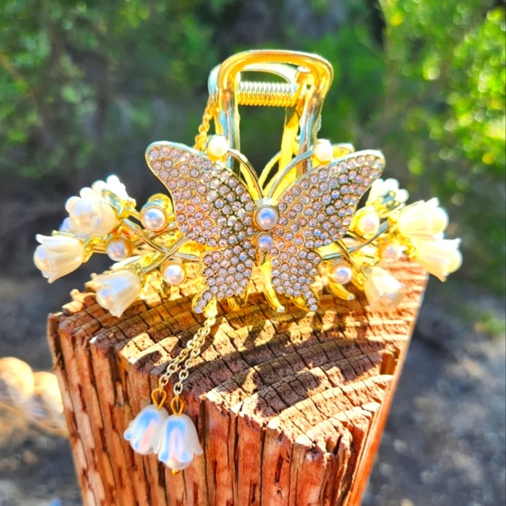 Gold Tone Rhinestone Butterfly & Pearlescent Flower Hair Claw